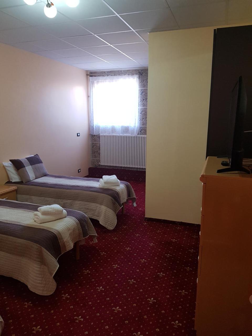 Liberty Junior Apartment Făgăraş Екстериор снимка