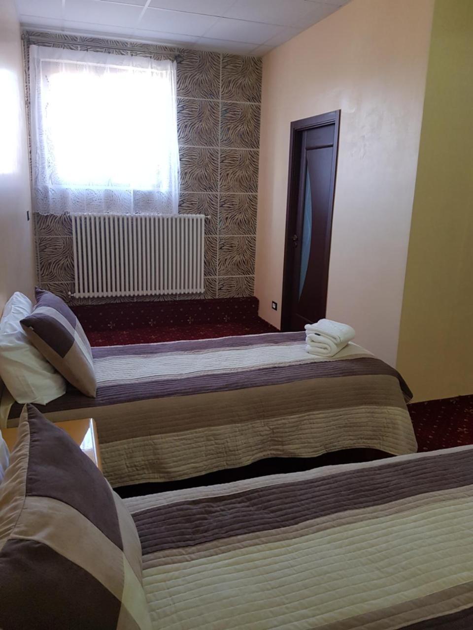 Liberty Junior Apartment Făgăraş Екстериор снимка